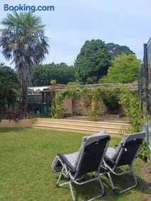 The Conifers, 3 Room, Small but Stylish Self Catering Flat in Nature Reserve Free Eden or local taxi b4 9pm no lounge - Image 2
