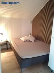 Cozy Bright Cottage Near Marielyst And Beach - Image 2