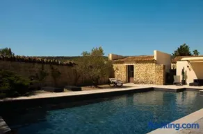 Gordes - Luberon Charming independent house with pool access - Image 4
