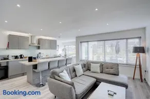 The Hollies by Winterton Cottages - Image 2