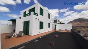 Omae Papagayo - Image 1