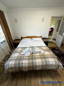Căsuța din livadă - Image 2