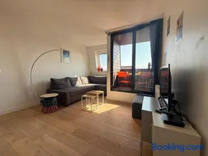 Dans la Marina, charmant appartement - Image 2