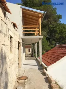 Secluded fisherman's cottage Cove Kozja, Hvar - 16058 - Image 2