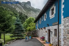 Bajo Los Tilos - Image 1