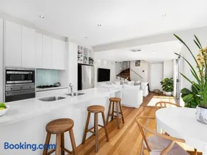 Brisbane House New Farm Architecturally designed - Image 4