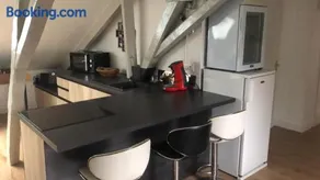 Logement avec deux appartements sur deux étages - Image 4