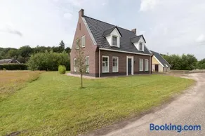 't Boshuis Villa | 6 personen - Vakantiepark De Kremmer - Image 1
