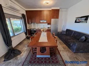 Nick's Apartments Evia - Image 2