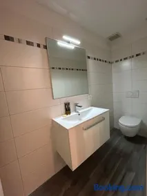 Moderno appartamento a Tenero - Image 4