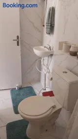 Apartamento Confortável e Mobilhado - Image 4