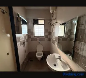 Leisurely Abode Service Apartments And Homestay - Image 4