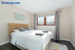 One Bedroom ground floor flat - Image 5