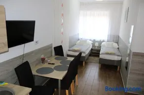 Hortobágyi Kemencés Vendégház - Image 1