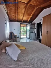 Apartments Lošotovi Vrboska - Image 4