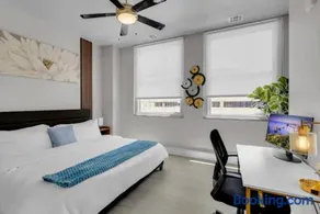 2BR Near BOK Center - Gym, Lounge, Balcony, Pet OK - Image 2