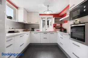 Maison avec barbecue, jardin et jacuzzi | Vue montagne - Image 3