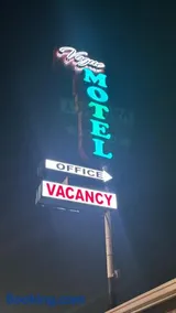 vogue motel - Image 2