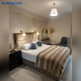 Miramare Cosy appartement pied dans l'eau avec piscine - Image 3