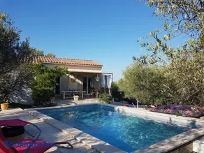 Villa en Provence piscine au calme entre Arles Nîmes Avignon - Image 1