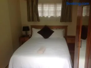 Duvet & Crumpets - Image 3