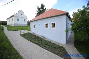 Csodarabbik Útja Fogadó - Image 5