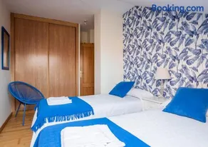 Apartamento Irene céntrico con Wifi y parking coche tamaño medio Cangas de Onís - Image 3