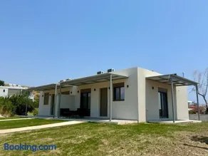 Elena Luxury Suites - Image 1