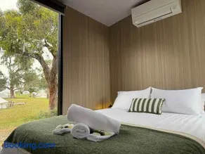 Bush Hideaway X by Tiny Away - Image 4
