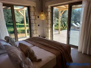 Elaiopetra Kefalonia - Stonehouse Hideaway with pool - Modern Luxury with Serene Sea and Mountain Views - Image 4