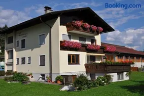 Ledererhof - Image 1