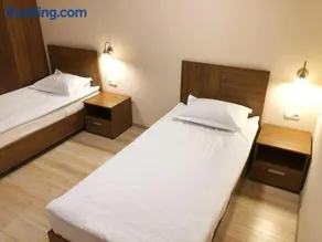 Sky Hotel - Image 3