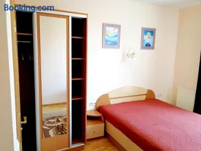 Viktoras Apartments - Image 2