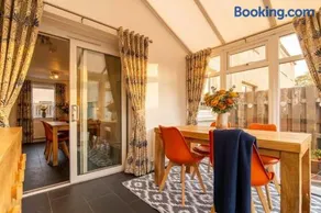 2BR Near Portobello & Musselburgh - Free Parking - Fast Wi-Fi - Image 3