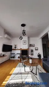 Antonia's city apartment - Image 2