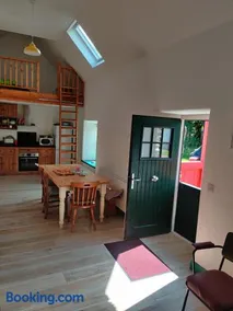 Carrowkeel Cottage - Image 1