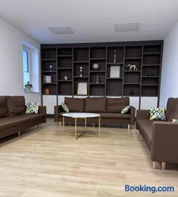 wobStay family & fitters - Image 3