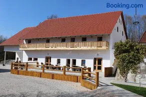SPIEGLHOF apart - Image 1