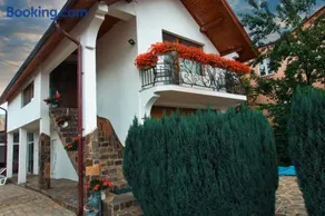 Casa Ade - Image 1