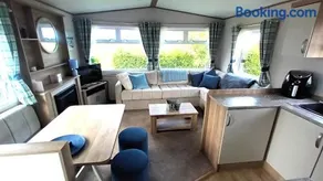 Suki - up to 6 berth cabin, new. - Image 2
