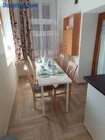 Kiskastély Apartman - Image 4