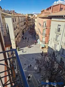 Gran piso en el centro de Huesca - Image 2