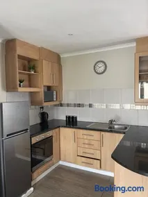 Shiles villa - Image 4