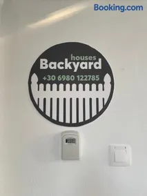 Backyard houses - Image 1