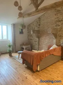 Premier étage d une jolie maison à la campagne - Image 2