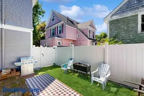 Downtown Apartment - walk to Beaches & Eateries - Image 1