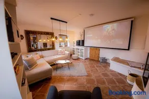 Yello Homes - Gemütliche und luxuriöse Wohnung - mit Sauna, Garten, und Heimkino für 6 Personen - Image 2