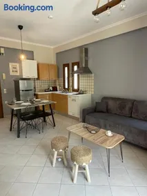 Mary's Dream House - Image 1