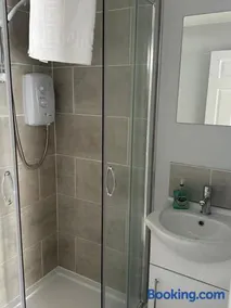 Smeaton serviced Accommodation - Image 4