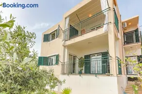 Apartment Lejo - Image 3